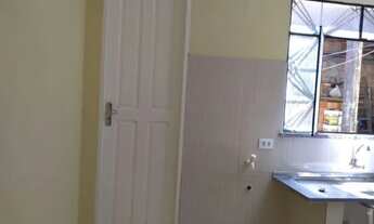 Imagem: Alugo Kitnet para solteiro ou casal sem