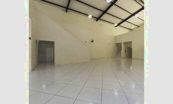 Imagem 3: Salão Comercial à venda com 432 metros construído. Em frente ao Parque Ecológico. Excelent