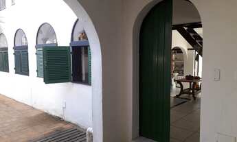 Imagem 2: Apartamento Condominio Village de Búzios Em frente a charmosa Praça dos Ossos