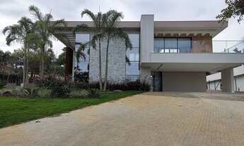 Imagem 4: Casa de condomínio para venda possui 464 metros quadrados com 4 quartos