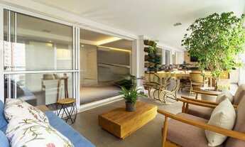 Imagem 2: Apartamento para venda possui 212 metros quadrados com 4 quartos em Aclimação - São Paulo