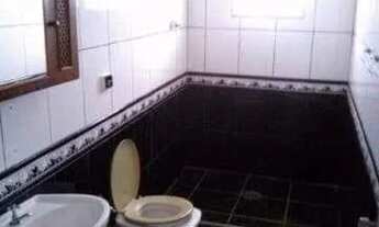 Imagem 3: Quarto individual e mobiliado