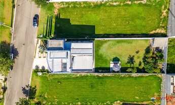 Imagem 4: 04 quartos /02 suítes em condominío alto padrão