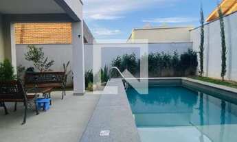 Imagem 3: Casa de condomínio para aluguel e venda com 340 metros quadrados com 4 quartos