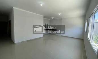 Imagem 5: Casa recém construída Villa Branca