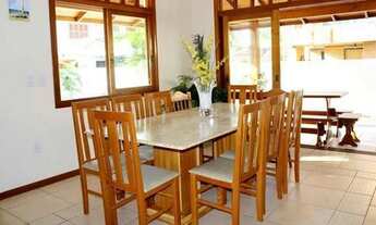 Imagem 3: Casa para venda tem 301 metros quadrados com 3 quartos