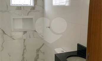 Imagem 7: Casa geminada disponível para venda no Bairro Estoril em Taubaté - SP