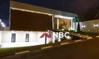 Imagem 3: Belíssima Térrea condomínio Arujá IV 3 suítes 3 vagas 600,00 A.T 307,00 A.C