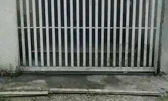 Imagem: Vendo casa, praia de leste