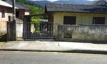 Imagem 4: Excelente Terreno com 384m2 e 2 casas de madeira