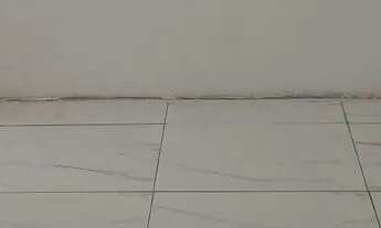 Imagem 3: Alugo: cômodo com cozinha americana e banheiro no conj hab A.E.Carvalho