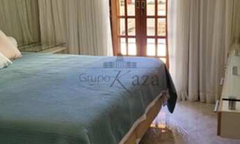 Imagem 6: Casa no Parque Industrial 3 Dormitórios 157m² com Piscina