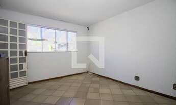 Imagem 2: Casa para Aluguel - Guará, 2 Quartos, 120 m2