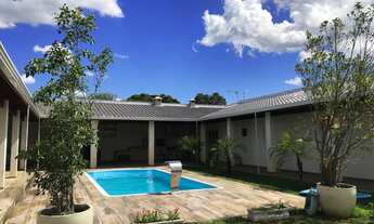 Imagem 2: Linda chácara para Alugar em Araçoiaba da Serra - Lazer e Conforto!