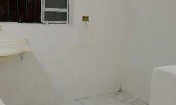 Imagem 4: Alugo um cômodo com cozinha americana e banheiro no conj hab A.E.carvalhos