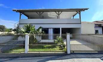 Imagem: 3 casas individuais em uma! Oportunidade