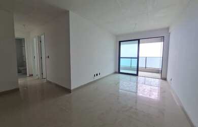 Imagem 2: Apartamento na beira mar de Olinda, com 128m2, 04 quartos e 03 vagas!