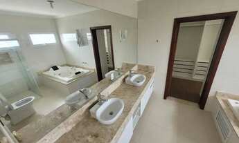 Imagem 2: Casa de alto padrão em condomínio