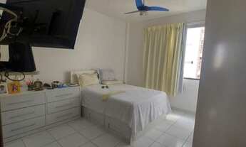 Imagem 2: Apartamento para Venda em Salvador, Costa Azul, 3 dormitórios, 1 suíte, 2 banheiros, 2 vag