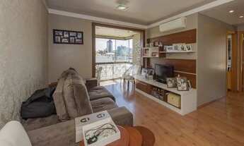 Imagem 2: Apartamento para Venda - 72m², 2 dormitórios, 1 suite, 1 vaga - Passo da Areia