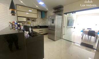 Imagem 5: Morada dos Pássaros / Dúplex 331m² / 4 Suítes / Semi Mobiliado / Piscina