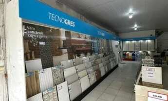 Imagem 4: Vendo Salão Comercial 375m² na Fazenda Grande do Retiro, 2 Banheiros, 05 Vagas. Valor de V