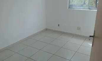 Imagem 3: Alugo Apto em Condomínio Fechado/Harmonia 2º andar/01 rua antes da Barreira