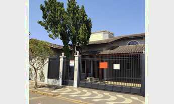 Imagem 6: Casa com 4 suítes à venda no Centro, por R$ 899.000,00