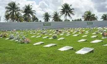 Imagem 3: Vendo jazigo no Memorial Vale da Saudade