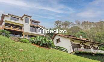 Imagem 2: Casa para Venda em Teresópolis, Golfe, 6 dormitórios, 6 suítes, 2 banheiros, 4 vagas