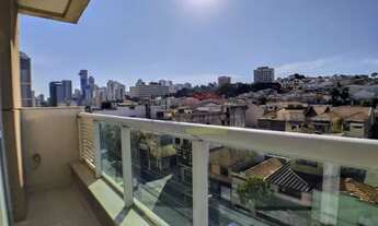 Imagem 5: Sala comercial com sacada, 2 banheiros com ventilação natural, 1 vaga de garagem, no contr