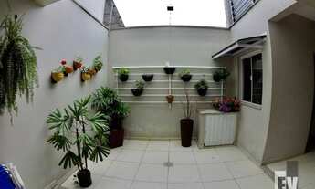 Imagem 7: Casa Mobiliada 2 Andares 3 Dormitórios 1 Vaga no/Centro de Balneário Camboriú/SC