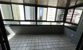 Imagem: 4 Qts, 2 Sts. 200m2. 3 Vagas Prox à Pracinha