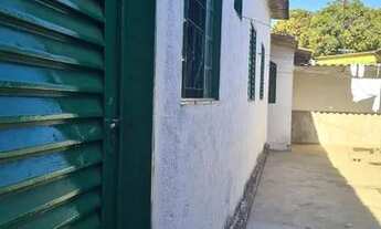 Imagem 6: PATICULAR ALUGA CASA DE FUNDOS COM 2QTS SALA COZINHA BANHEIRO FORRADA CERÂMICA GARAGEM PR