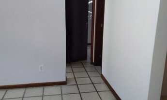 Imagem 3: Apartamento vale dos lagos terceiro andar 700.00 Rua Amilton santos G