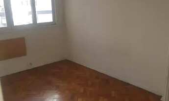 Imagem 4: Apartamento para venda possui 75 metros quadrados com 2 quartos em Flamengo - Rio de Janei
