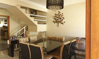 Imagem 2: Dúplex três quartos sendo um suíte, jardim Vitória Macaé RJ!