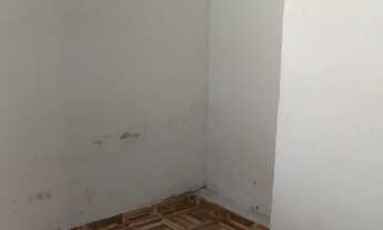 Imagem 4: Aluga se uma casa no alto santa terezinha