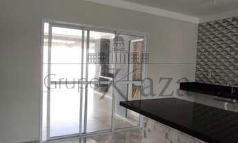 Imagem 3: Casa de condomínio térrea para venda tem 148 metros quadrados com 3 quartos