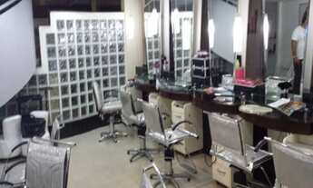 Imagem 2: Loja Duplex com mezanino pronta para salão de beleza com 120m2 no Salvador Trade Center