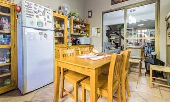 Imagem 5: Casa de condomínio para venda com 4 quartos, sendo 2 suítes e 2 vagas no Jardim Sabará