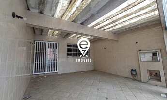 Imagem 2: Casa térrea à venda,2 quartos(1suíte), sala ampla de dois ambientes, garagem para 2 carros