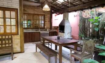 Imagem 6: Casa de condomínio para aluguel tem 150 metros quadrados com 4 quartos