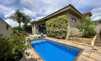 Imagem 4: Casa Condomínio Residencial e Empresarial Alphaville- 3 Suítes