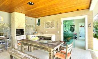 Imagem 3: Casa para venda Granja Brasil com 750 metros quadrados com 6 quartos em Itaipava -RJ