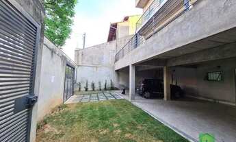 Imagem 2: Casa com 4 dormitórios à venda em Contagem