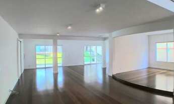 Imagem 5: Casa de condomínio para aluguel tem 500 metros quadrados com 5 quartos