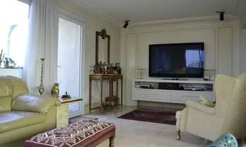 Imagem 7: Cobertura com 4 suítes com 8 vagas de garagem com muito espaço em Moema