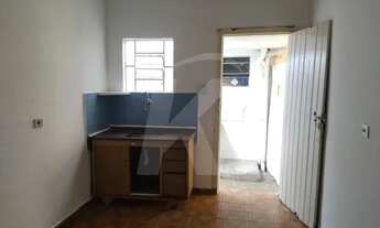 Imagem 3: Casa com quarto e cozinha na Vila Medeiros