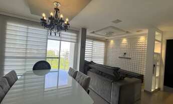 Imagem 4: Cobertuta mobiliada para aluguel possui 194 metros quadrados com 3 suítes com sala ampliad